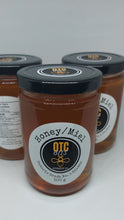 Load image into Gallery viewer, OTC BEES Honey - 1 kg
